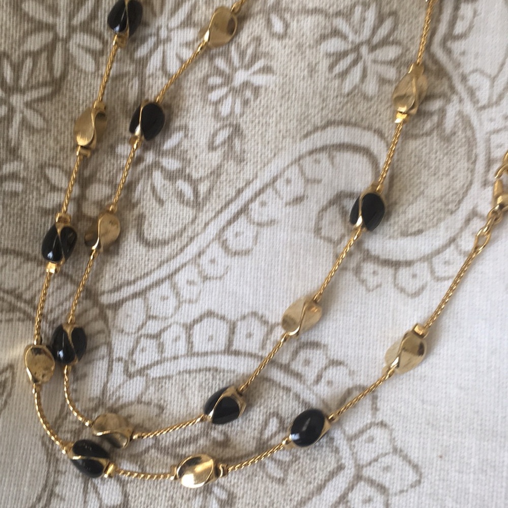 Gold and Black Bead Necklace. Looks New! Adorable!